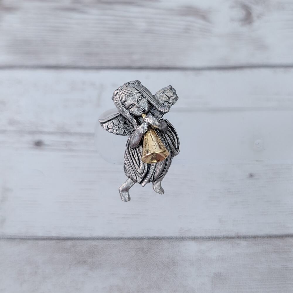 Vintage 1995 Silver/Gold Tone Pewter Angel Playing Horn Brooch / Pin - Signed DM